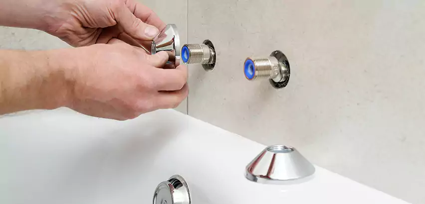 Bathtub Faucet Diverter Replacement in North Atlanta